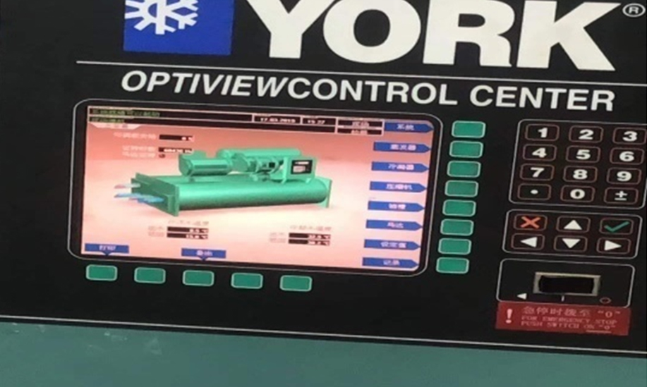 约克冻水机维保案例